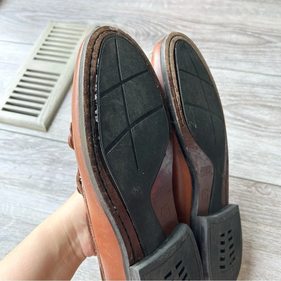 Johnston & Murphy  Tassel Brown Leather Loafer - Picture 16 of 16